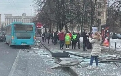 Момент смертельного ДТП с автобусом в Санкт-Петербурге попал на видео — Новости