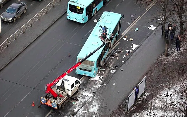 Пострадавшим в ДТП с автобусом на Варшавской пообещали выплатить компенсации — Новости