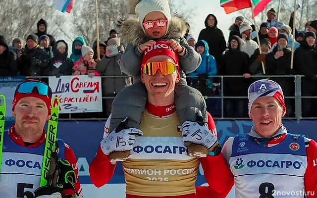 Александр Большунов взял золото в скиатлоне на чемпионате России в Казани — Новости