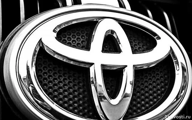 Mash: руководство Toyota провело тайную встречу с экс-дилерами из России — Новости