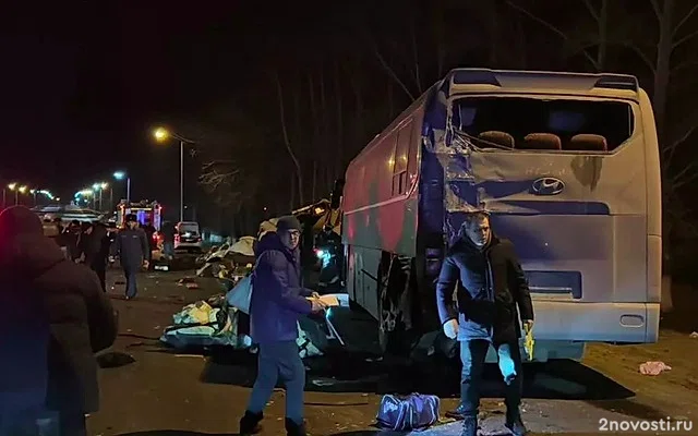 Опубликовано видео с места ДТП с автобусами в Белгородской области — Новости