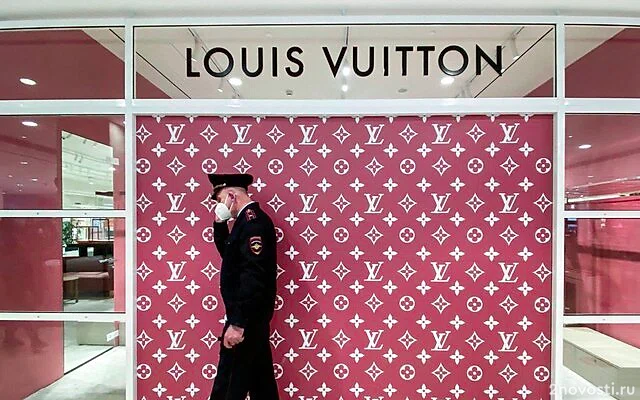 Louis Vuitton не продлил аренду бутика в ЦУМе — Новости