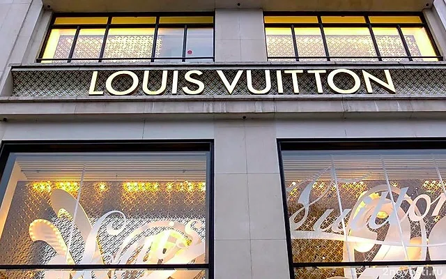 Louis Vuitton не продлил аренду бутика в ЦУМе — Новости