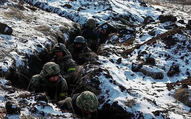 ВСУ около Суджи несут потери при попытке эвакуировать технику НАТО — Новости