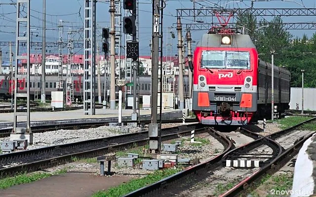 В Амурской области произошло столкновение поездов из-за схода вагонов — Новости