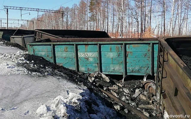 В Амурской области произошло столкновение поездов из-за схода вагонов — Новости