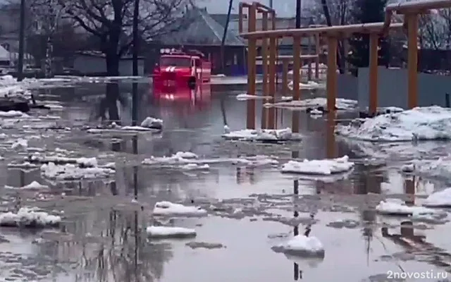 В Ашинском районе из-за дождя и таяния снега подтопило дома и дороги — Новости