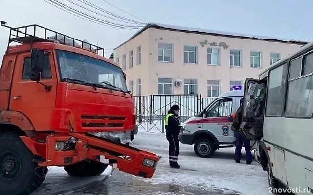 В Якутске произошло ДТП с автобусом и «Камазом» — Новости